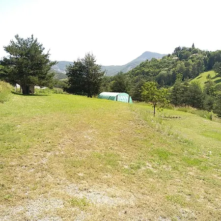 בית נופש Les Amandiers *